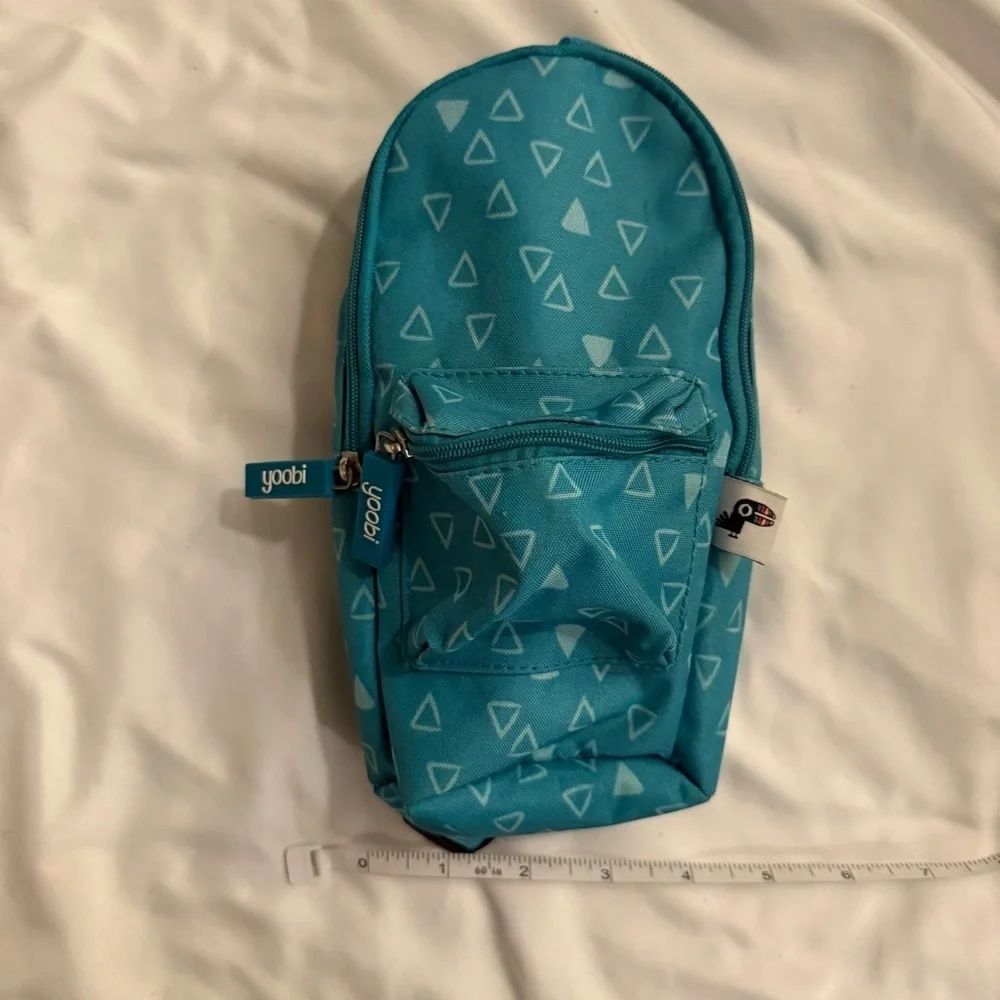 EUC Yoobi Mini Backpack Pencil Case in Teal Triangles Pattern